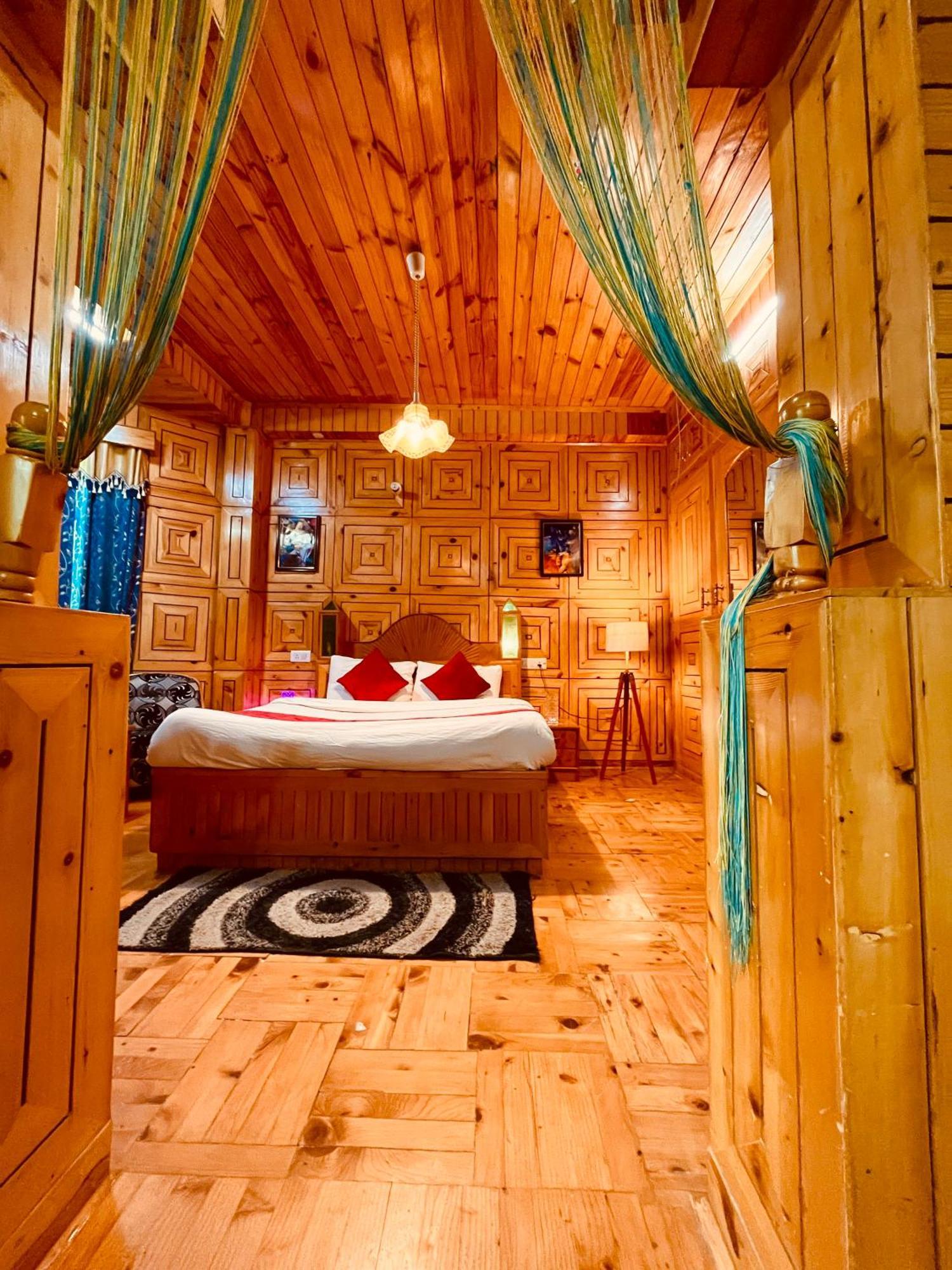 Woods Villa Cottages Manali - 1,2,3,4 Cottages & Villas Available In Manali With Scenic Mountain View 外观 照片