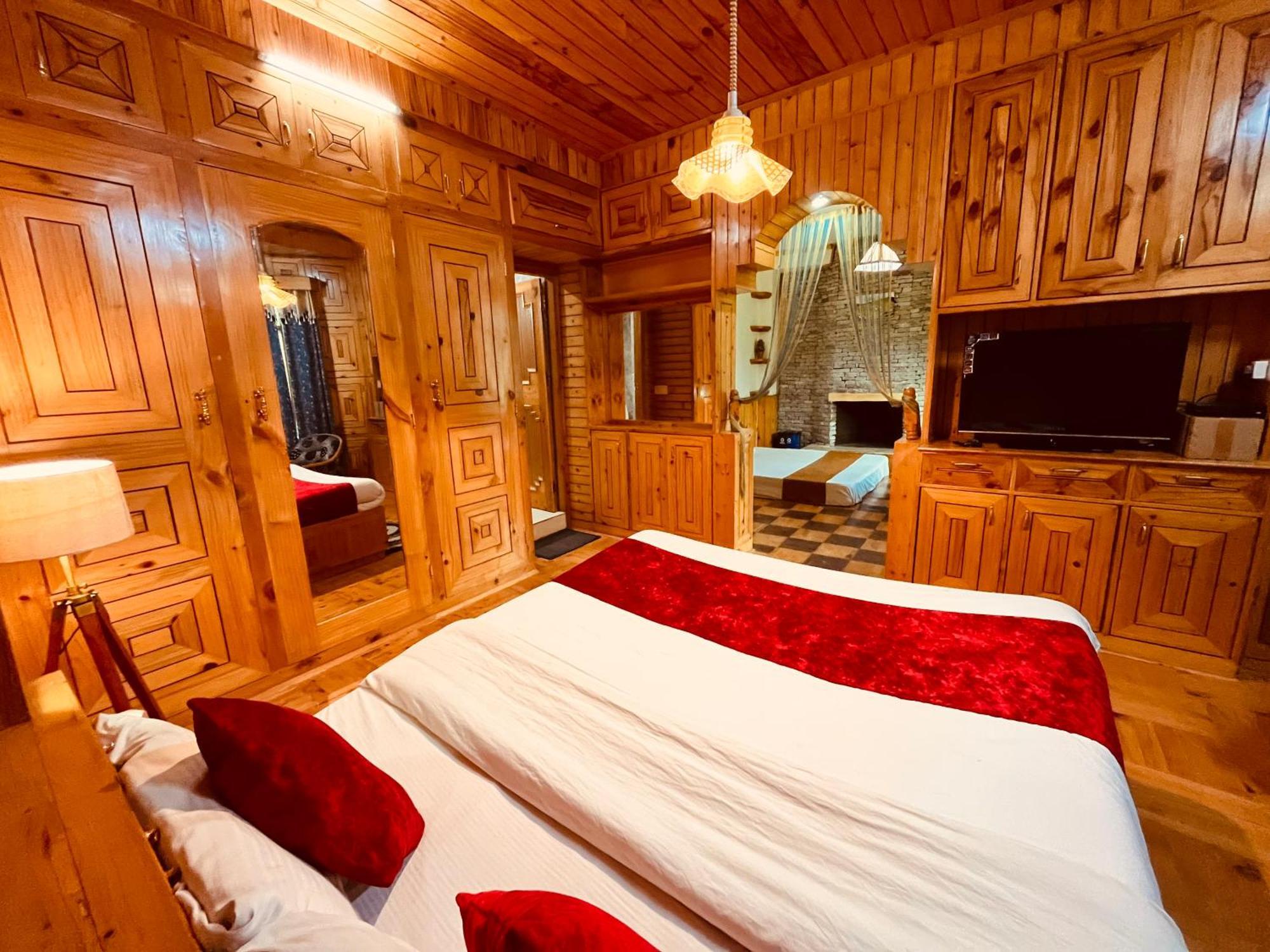 Woods Villa Cottages Manali - 1,2,3,4 Cottages & Villas Available In Manali With Scenic Mountain View 外观 照片