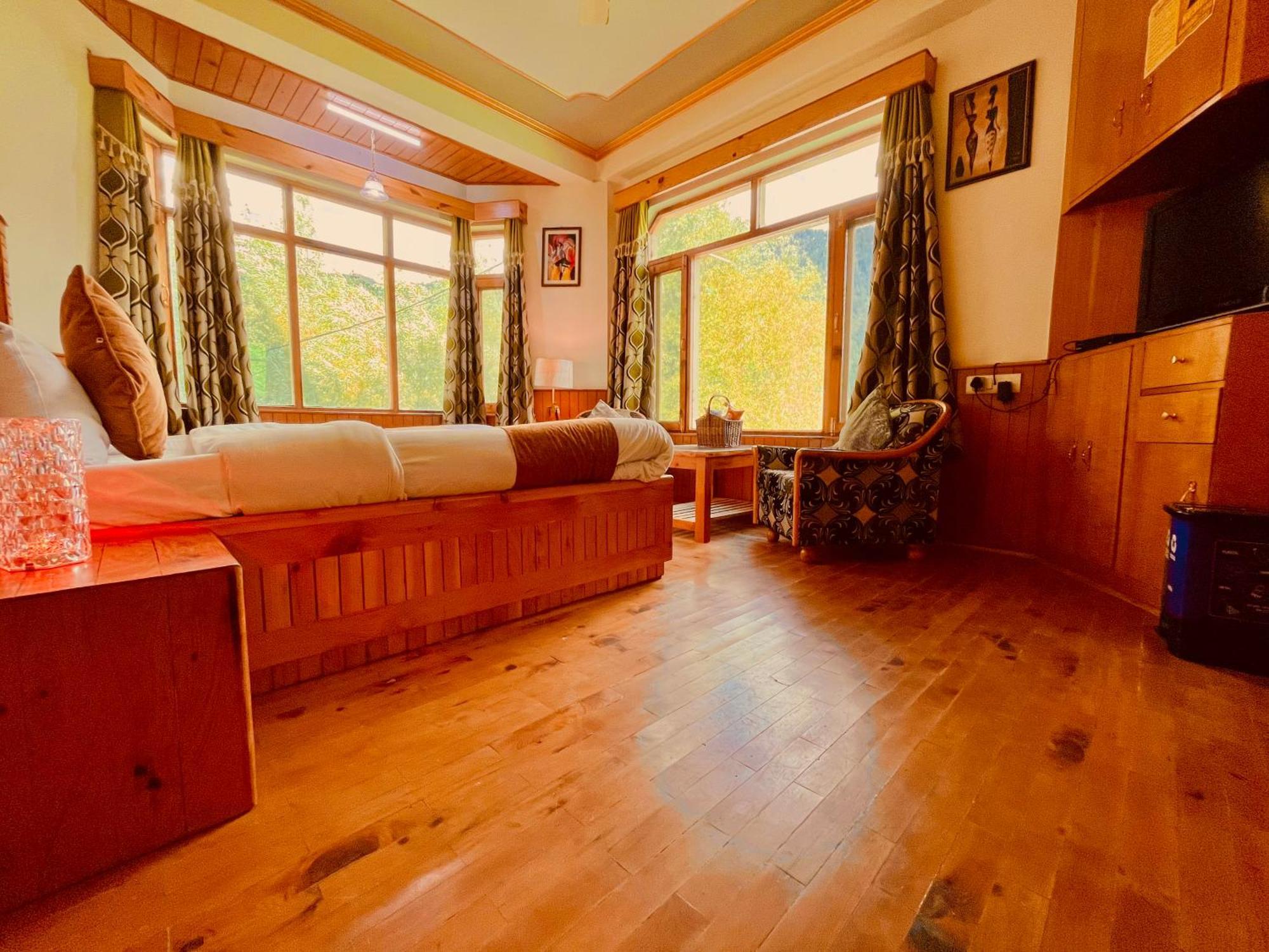 Woods Villa Cottages Manali - 1,2,3,4 Cottages & Villas Available In Manali With Scenic Mountain View 外观 照片